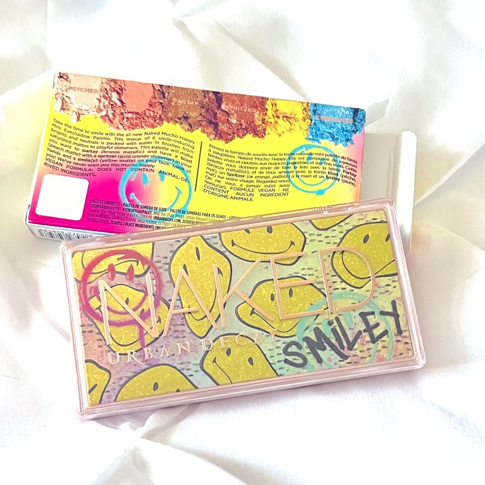 Urban Decay Smiley Naked Mini Eyeshadow Palette Mucho Happy, New in Box!